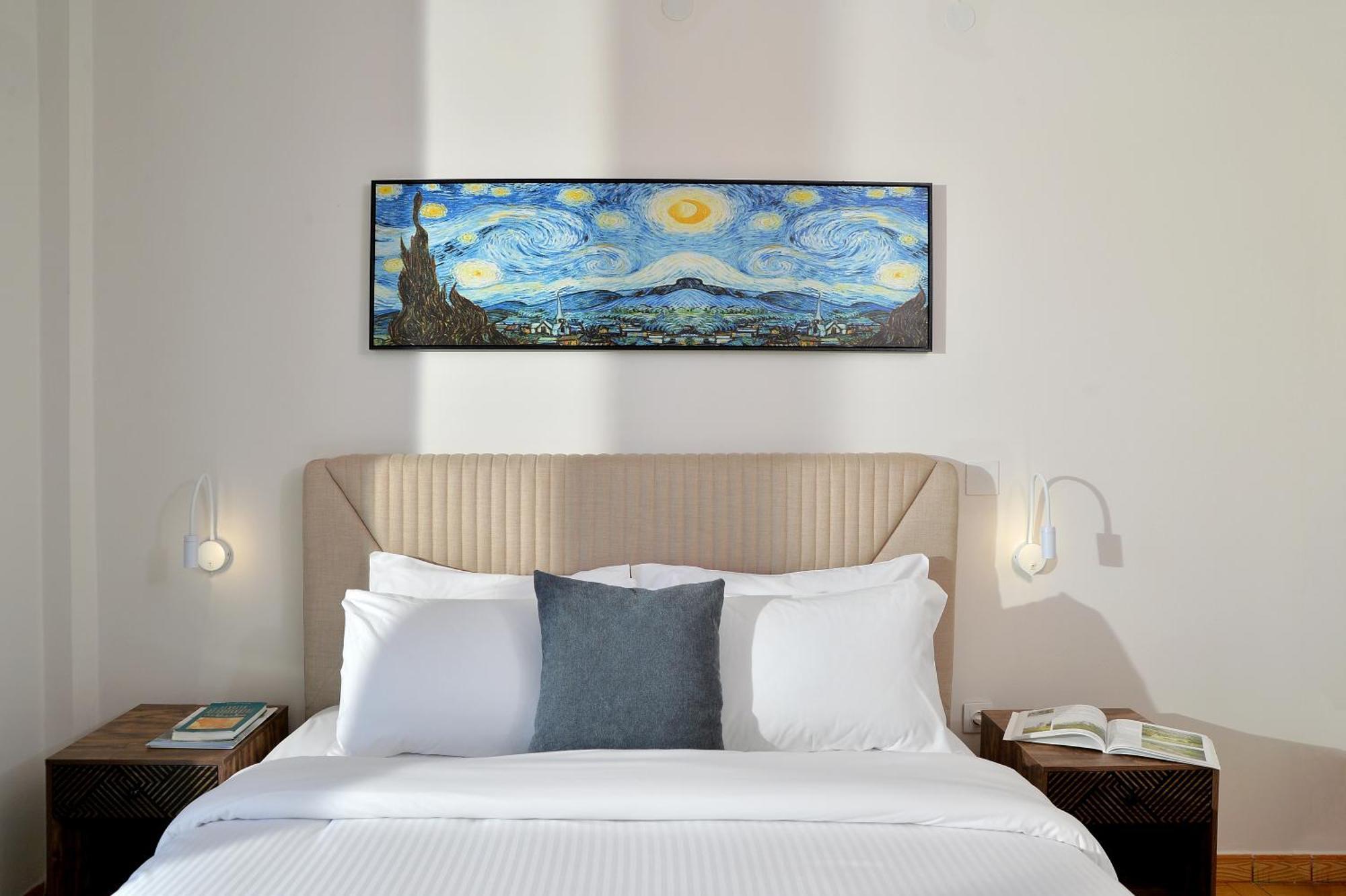 Stork Apartment Vivari
