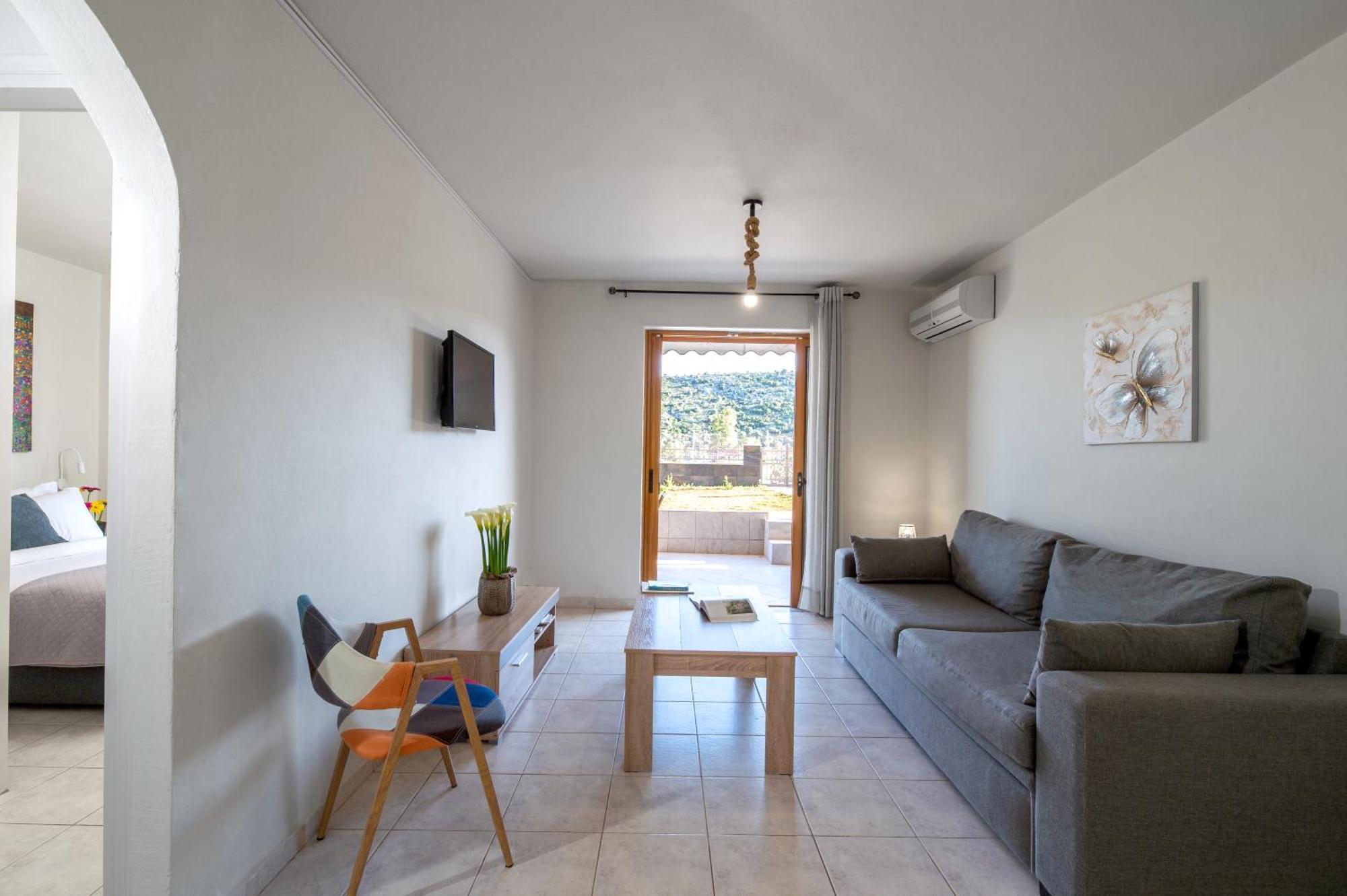 Stork Holiday Apartments - Garden & Sea View Apartament
